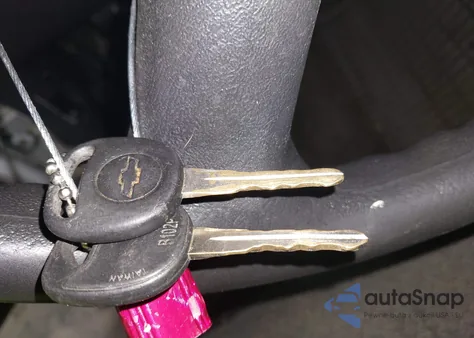 2005 Chevrolet Silverado 1500 from USA, damaged, VIN 1GCEC14X15Z180506